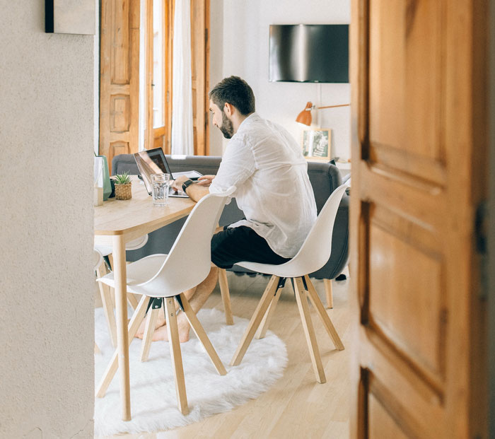 “What Did You Think Would Happen?”: Call Center Dismisses A New Hire After They Stepped Away From The Camera For 10 Minutes “What Did You Think Would Happen?”: Call Center Dismisses A New Hire After They Stepped Away From The Camera For 10 Minutes