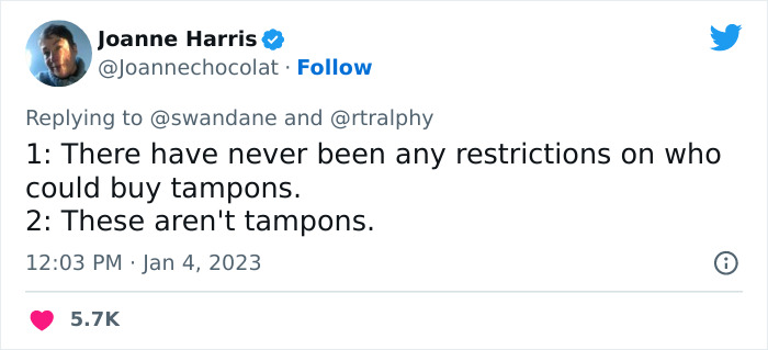 Retired Football Player Is Shocked To See ‘Tampons For Men’ At The Store, Finally Learns What Tampons Actually Are Retired Football Player Is Shocked To See ‘Tampons For Men’ At The Store, Finally Learns What Tampons Actually Are