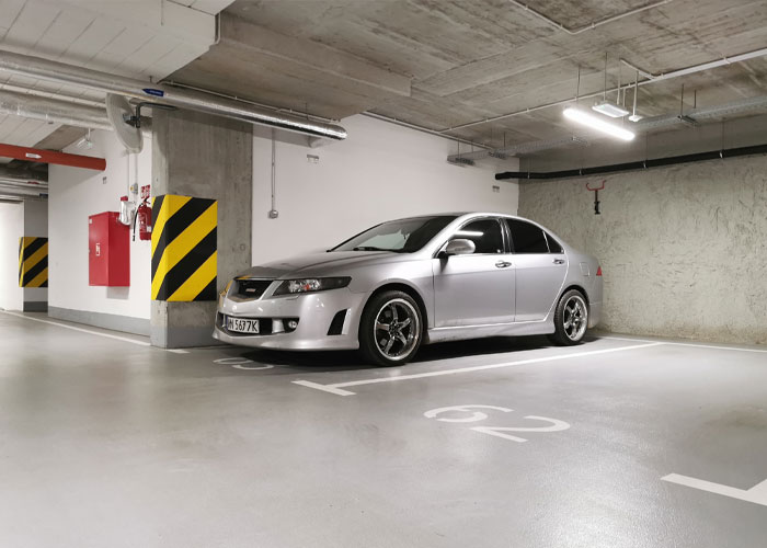 Airbnb Host Ruins Woman's Vacation So She Ruins His Illegal Business Airbnb Host Ruins Woman's Vacation So She Ruins His Illegal Business