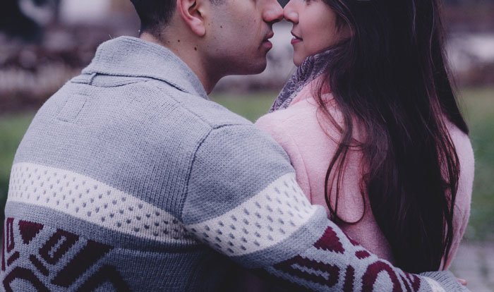 24 Y.O. Woman Refuses To Move Out Of Her Shared Apartment After Her Roommate Gets Engaged, Roommate Gets Livid 24 Y.O. Woman Refuses To Move Out Of Her Shared Apartment After Her Roommate Gets Engaged, Roommate Gets Livid