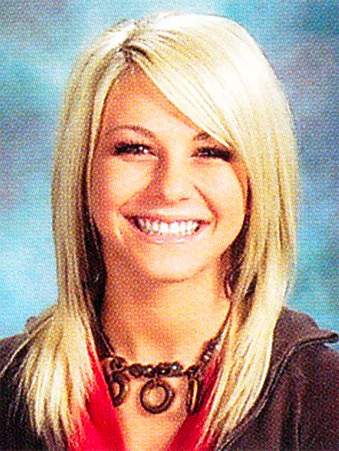 Picture of Julianne Hough in yearbook