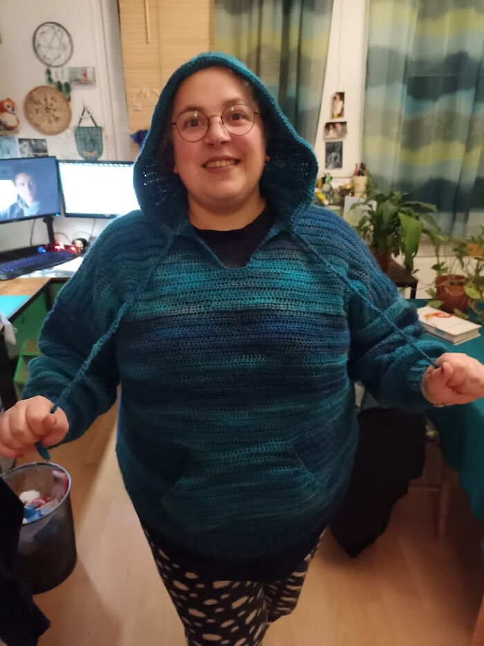 My First Bigger Project: A Cuddly Hoodie For Me!