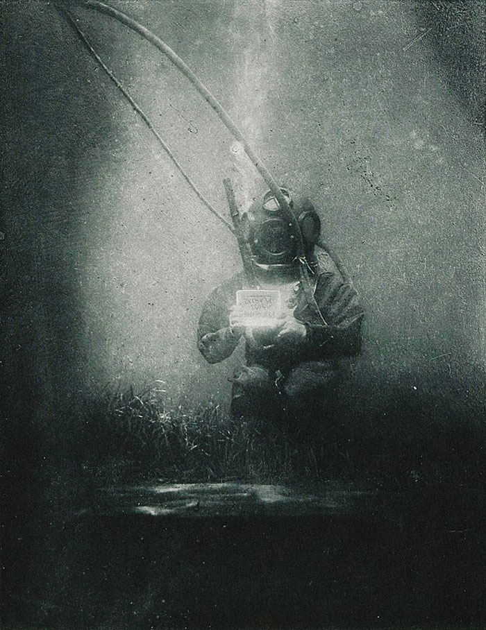 First Underwater Portrait (1899)