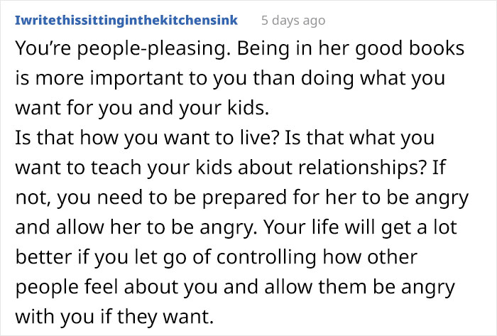 Mom Asks The Internet For Advice After Her MIL Starts Policing The Clothes She Gave Her Grandkids Mom Asks The Internet For Advice After Her MIL Starts Policing The Clothes She Gave Her Grandkids