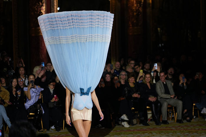 These Dresses At Paris Haute Couture Week Look Like A Glitch In The ...