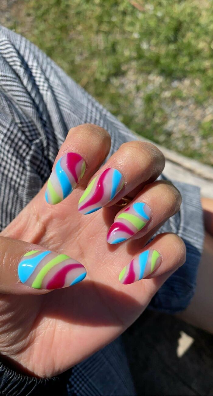 Trendy Abstract Nails