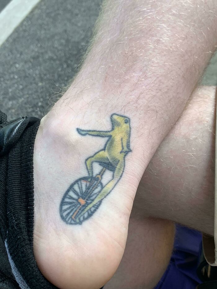 I Went On A Date Today, He Proudly Showed Me This Tattoo