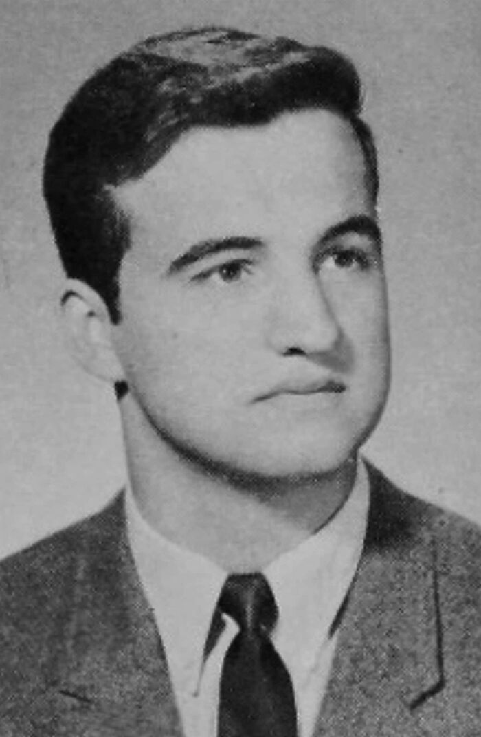 Picture of John Belushi in yearbook