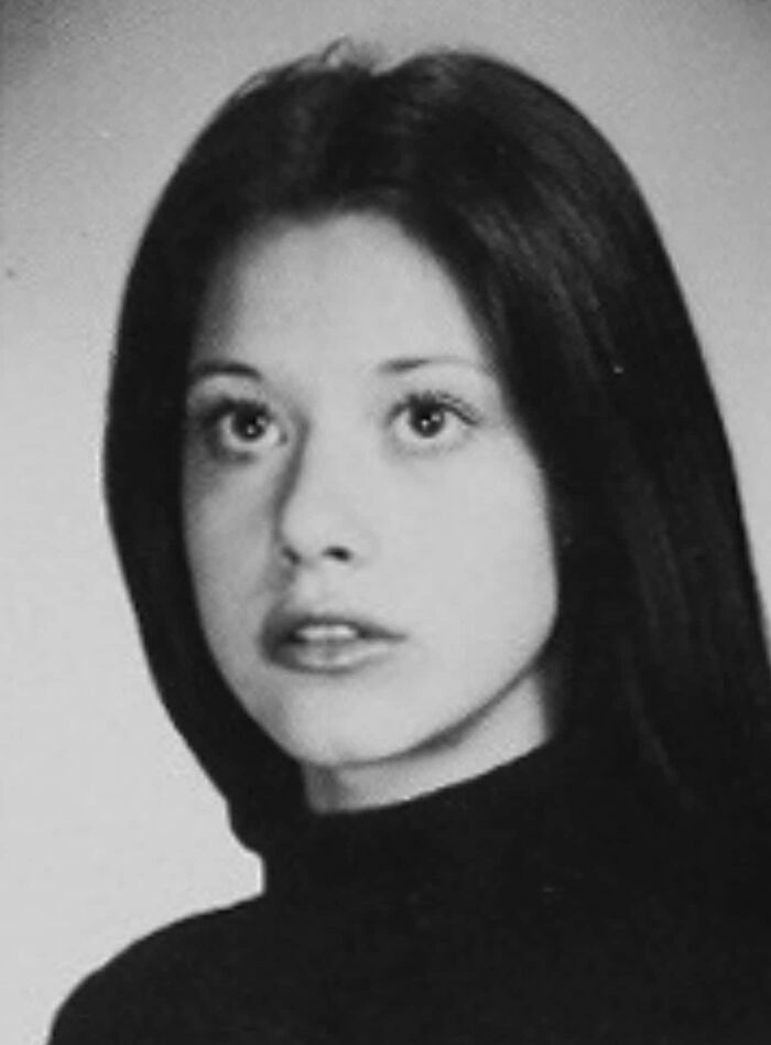 Picture of Lorraine Bracco in yearbook