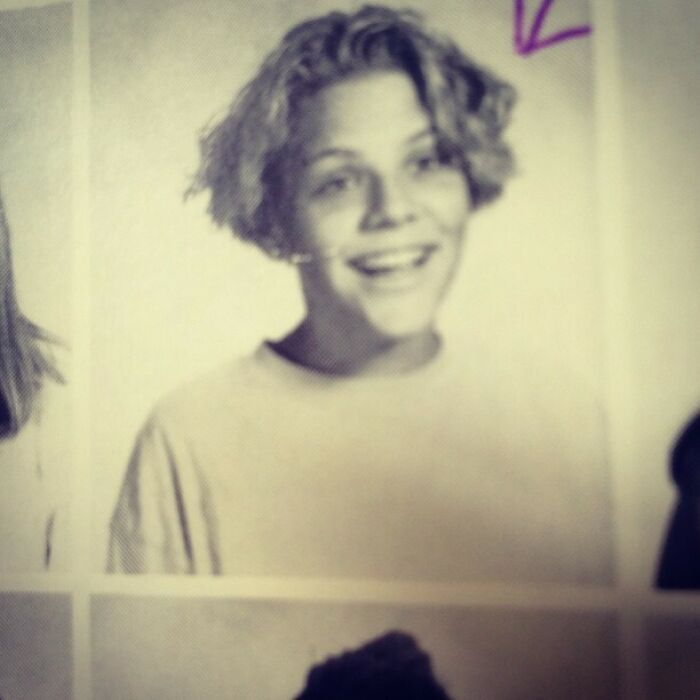Picture of Busy Philipps in yearbook