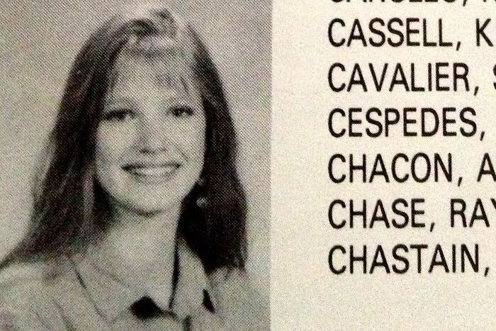 Picture of Jessica Chastain in yearbook