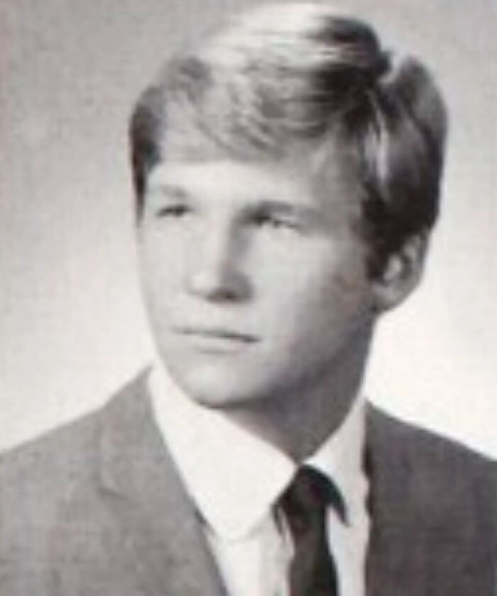 Picture of Jeff Bridges in yearbook