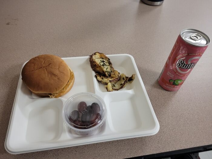 High School Lunch In Maine