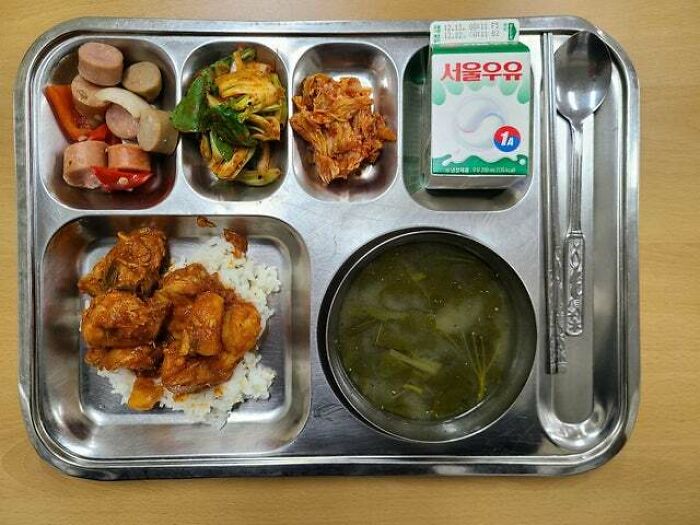 El típico almuerzo escolar en Corea del Sur