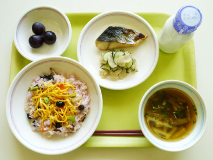 Almuerzo escolar en la prefectura de Okayama, Japón