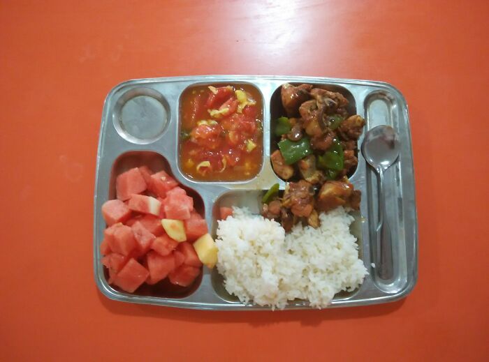 Almuerzos en escuelas primarias chinas