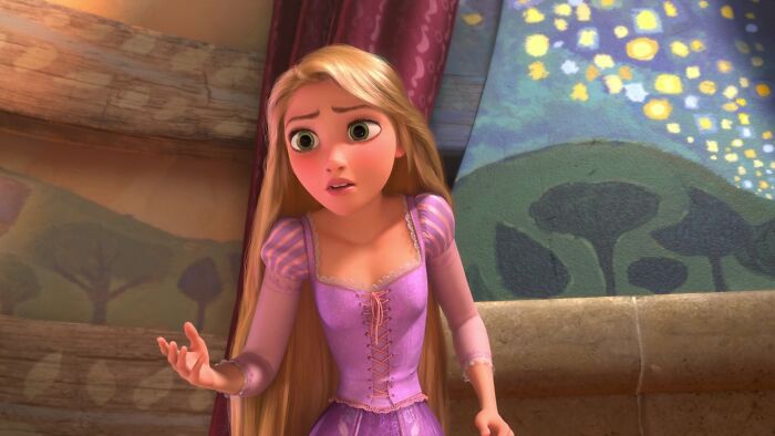 Rapunzel singing in the room 
