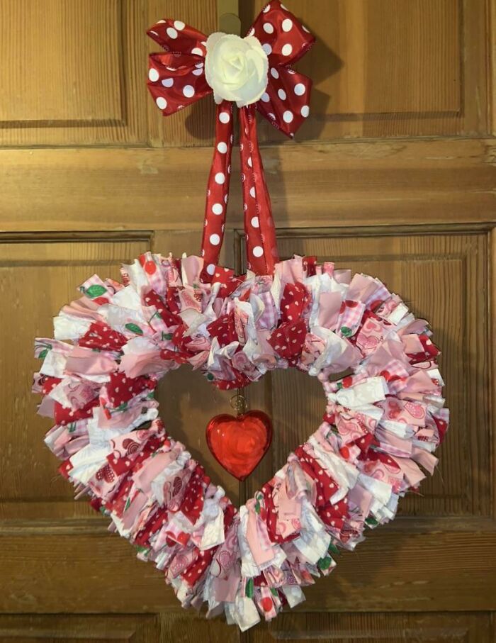I Made A Valentine's Wreath With My Grandma