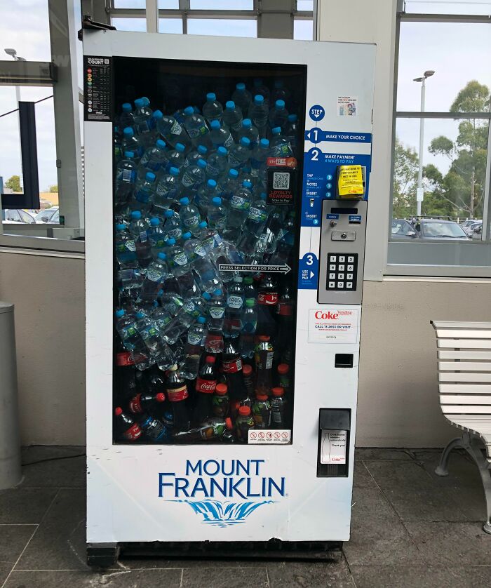 This Vending Machine Failure