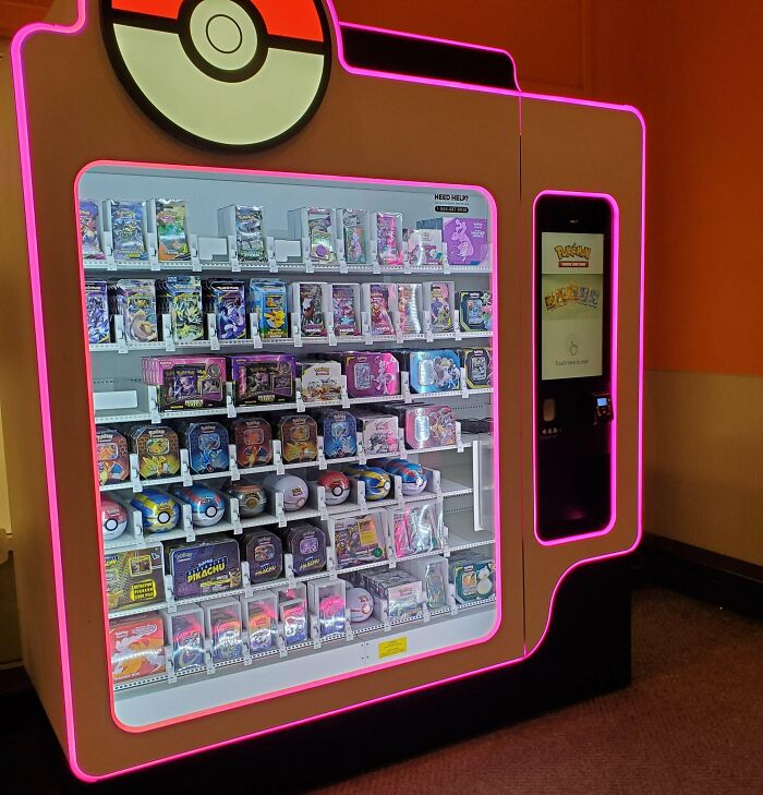 This Dispenser Of Pokémon Cards Is So Cool