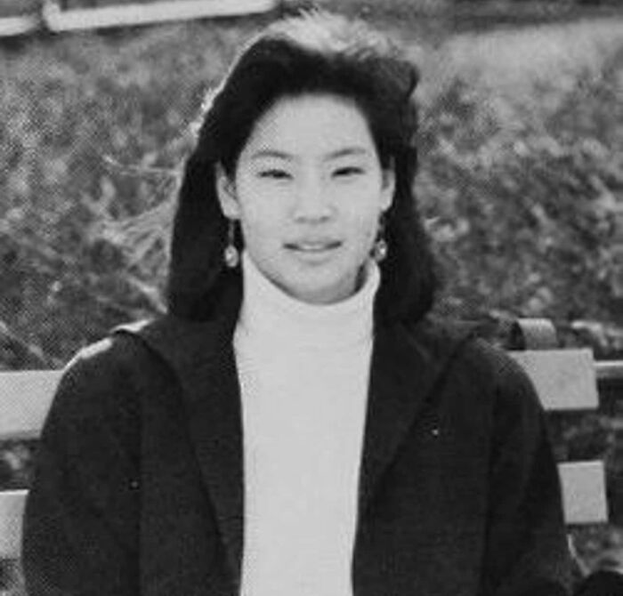Picture of Lucy Liu in yearbook