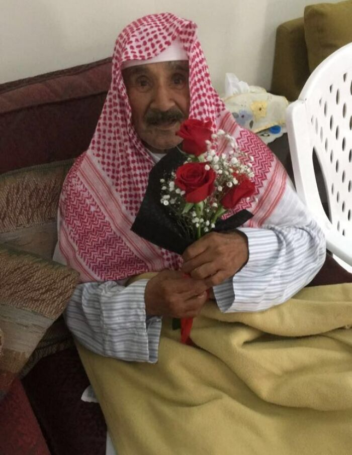 My Little Sister Bought Flowers For My Grandfather For Valentine's Day, He Was Really Happy