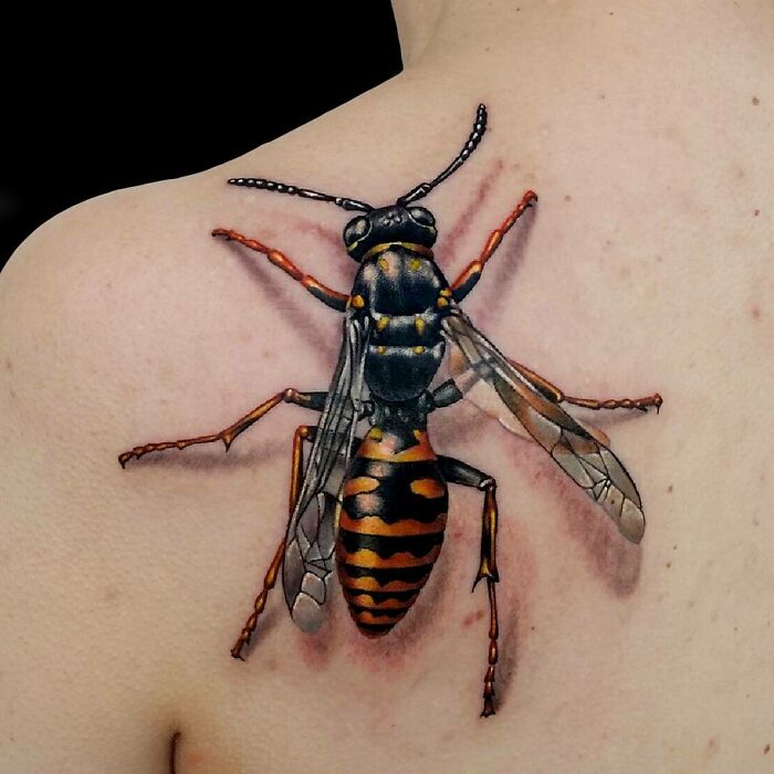 Optical Illusion Shoulder Bee Tattoo 