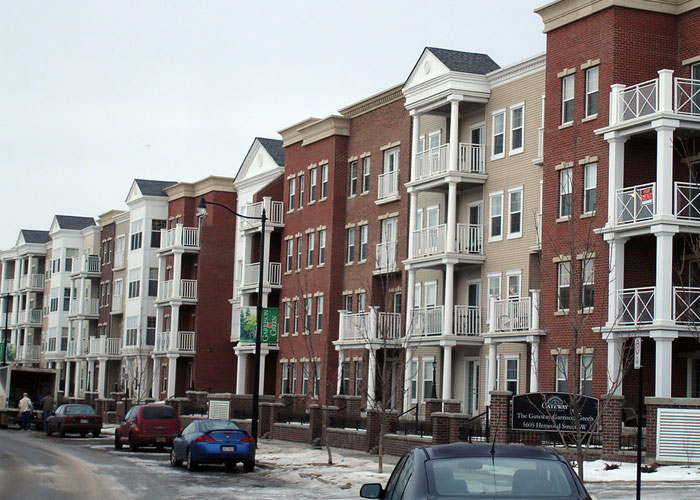 Airbnb Host Ruins Woman's Vacation So She Ruins His Illegal Business Airbnb Host Ruins Woman's Vacation So She Ruins His Illegal Business