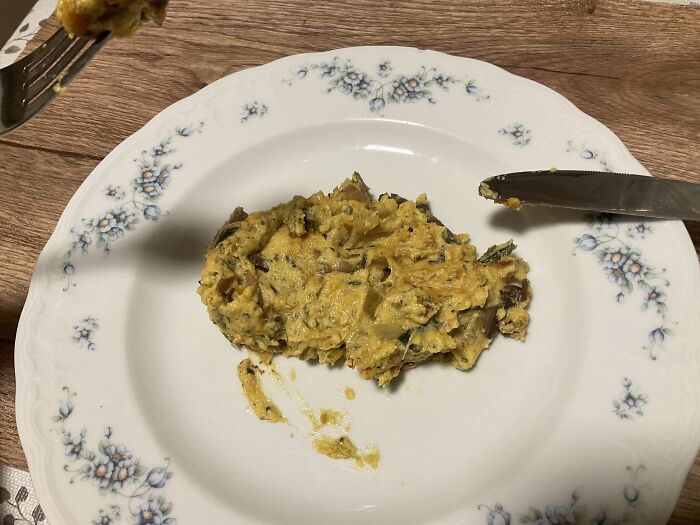 I Tried To Make A Vegan Stuffed Omelette