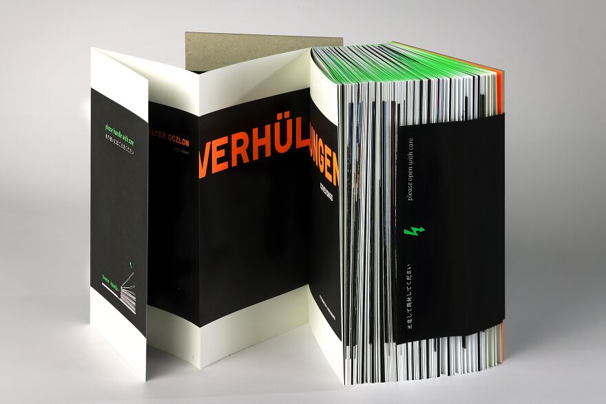 Verhüllungen // Coverings - Art & Culture Books / Books By Atelier Walter Oczlon, Austria