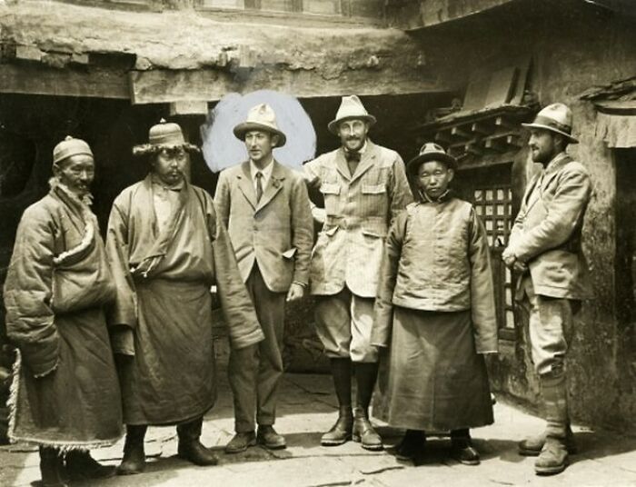 George Mallory (center, with circle around the head) and other members of the English expedition in 1924 who wanted to be the first to reach the top of Mount Everest