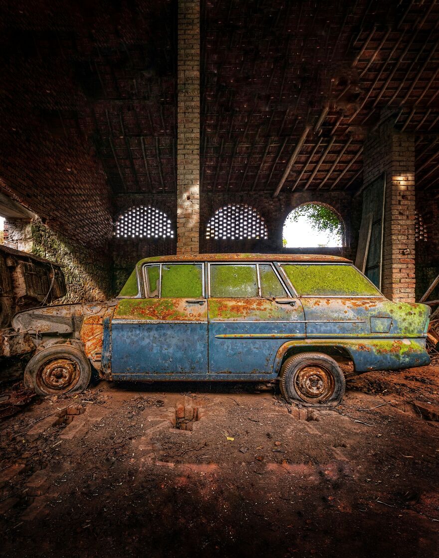 During Our Exploration Of Abandoned Factory, We Were Surprised By  Unexpected Finds Of Classic Cars (17 Pics)