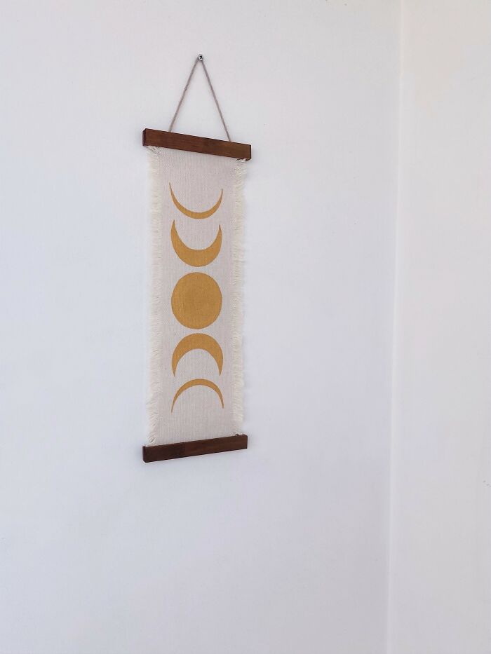 This Is How I Make Wall Hangings With Moon Phases (9 Pics) This Is How I Make Wall Hangings With Moon Phases (9 Pics)