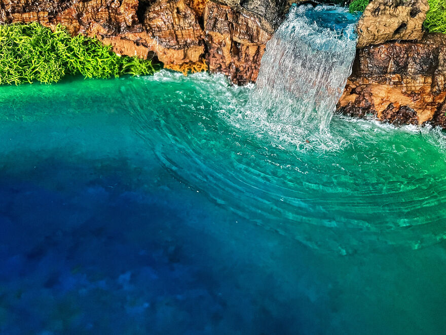 I Made This Artwork With Barks And Preserved Moss. I Made This Artwork With Barks And Preserved Moss.