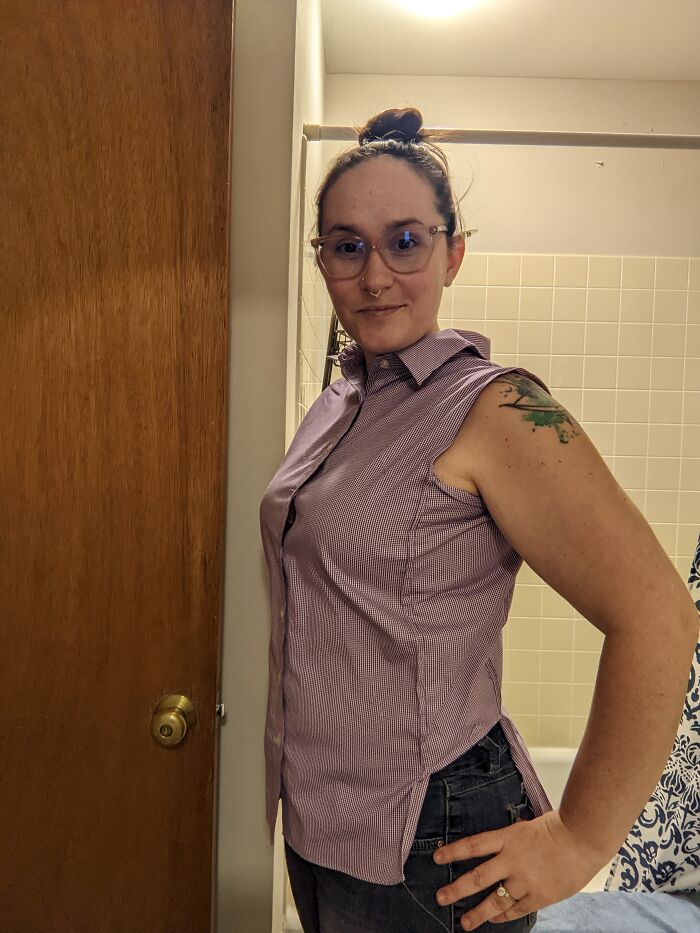 I Upcycled An Oversized Men's Shirt To Fit Me. First Sewing Project On A Sewing Machine