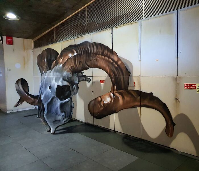 This Street Artist Continues To Create 3D Graffiti That Blurs The Line Between Art And Reality (35 New Pics)