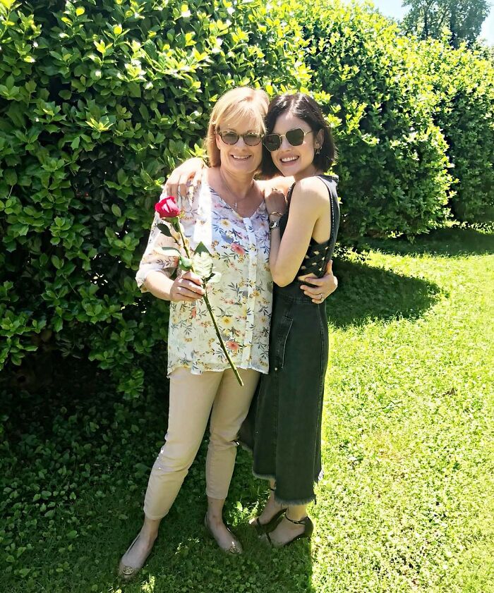 Lucy Hale With Her Mother Julie Hale