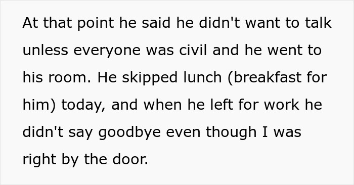 "My Son Is Clearly Resenting Us": Dad Gives $4k Christmas Gift To His Daughter And $800 Gifts To His Son, Son Gets Upset "My Son Is Clearly Resenting Us": Dad Gives $4k Christmas Gift To His Daughter And $800 Gifts To His Son, Son Gets Upset