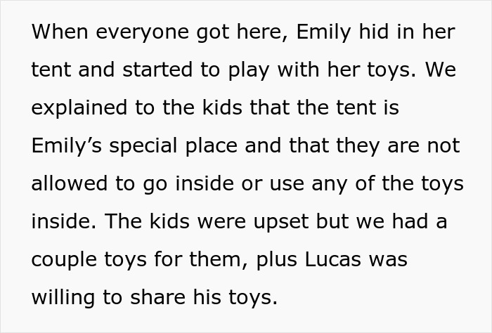 6 Y.O. With Special Needs Has Tent Nobody Can Enter As Her Safe Space, Guests Are Upset That It Was Put Up In The Living Room 6 Y.O. With Special Needs Has Tent Nobody Can Enter As Her Safe Space, Guests Are Upset That It Was Put Up In The Living Room