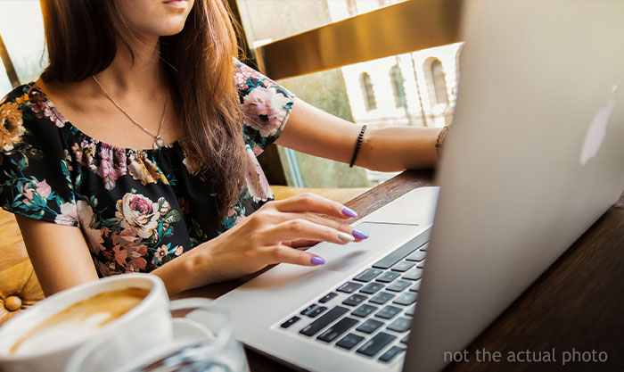 “I Thought He Overreacted”: Woman Borrows Her Husband’s Work Laptop And Doesn’t Get Why He’s Mad As She Bought It For Him