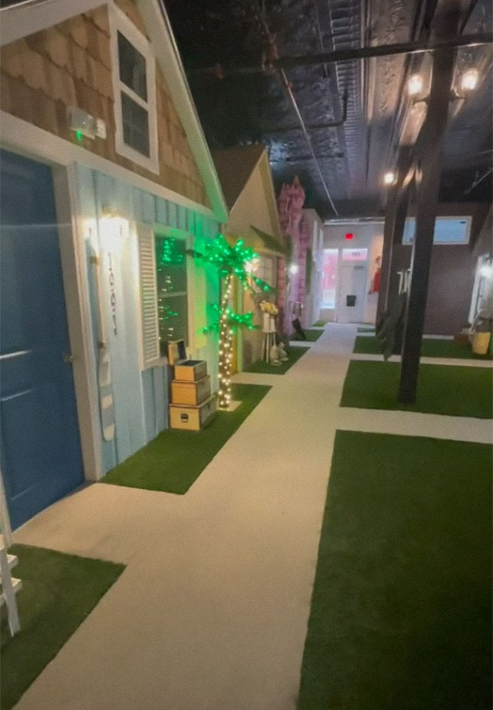 Boss Decided To Change Up The Office By Building Every Single Person A Tiny House Boss Decided To Change Up The Office By Building Every Single Person A Tiny House