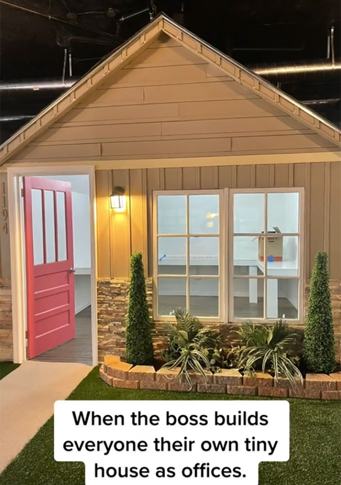 Boss Decided To Change Up The Office By Building Every Single Person A Tiny House Boss Decided To Change Up The Office By Building Every Single Person A Tiny House