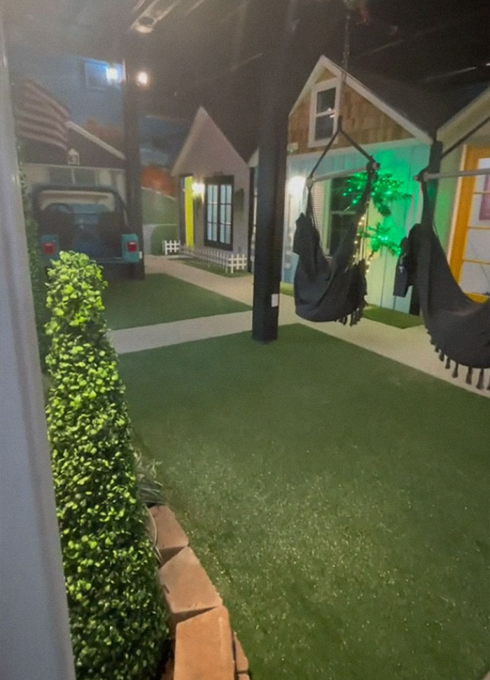 Boss Decided To Change Up The Office By Building Every Single Person A Tiny House Boss Decided To Change Up The Office By Building Every Single Person A Tiny House