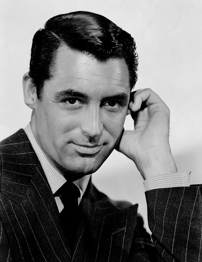Cary Grant wearing a suit 