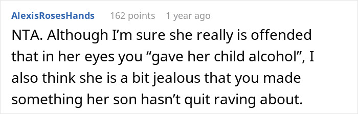 Mom Livid At Finding Out Colleague's Pasta Sauce Recipe Contained Wine As She Served It While Babysitting Her 8 Y.O. Kid Mom Livid At Finding Out Colleague's Pasta Sauce Recipe Contained Wine As She Served It While Babysitting Her 8 Y.O. Kid