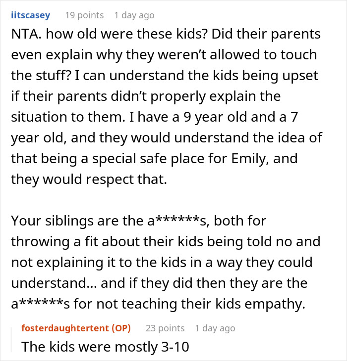 6 Y.O. With Special Needs Has Tent Nobody Can Enter As Her Safe Space, Guests Are Upset That It Was Put Up In The Living Room 6 Y.O. With Special Needs Has Tent Nobody Can Enter As Her Safe Space, Guests Are Upset That It Was Put Up In The Living Room