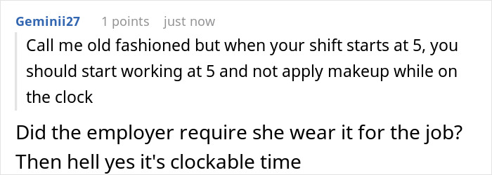 Waitress Loses Her Well-Tipping Table After Absolutely Insisting She Needs To Do Her Makeup For 15 Minutes Waitress Loses Her Well-Tipping Table After Absolutely Insisting She Needs To Do Her Makeup For 15 Minutes