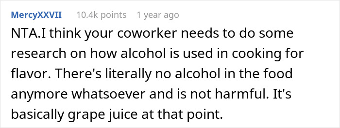 Mom Livid At Finding Out Colleague's Pasta Sauce Recipe Contained Wine As She Served It While Babysitting Her 8 Y.O. Kid Mom Livid At Finding Out Colleague's Pasta Sauce Recipe Contained Wine As She Served It While Babysitting Her 8 Y.O. Kid