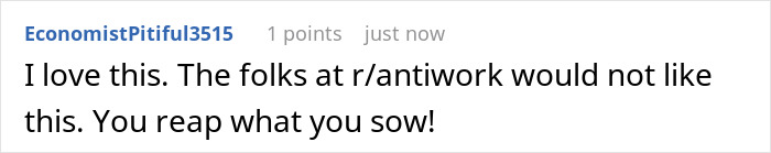 Waitress Loses Her Well-Tipping Table After Absolutely Insisting She Needs To Do Her Makeup For 15 Minutes Waitress Loses Her Well-Tipping Table After Absolutely Insisting She Needs To Do Her Makeup For 15 Minutes