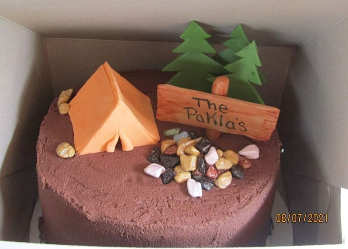 My Brother And His Wife Are Avid Campers And Decided To Have A Small Ceremony In The Bush Where We Camp. I Gifted Them The Cake And Thought Camping Theme Was Perfect. I Didn't Even Notice Until My Sister In Law Pointed It Out, Anyone Else See What's Wrong With The Tent "Flaps"